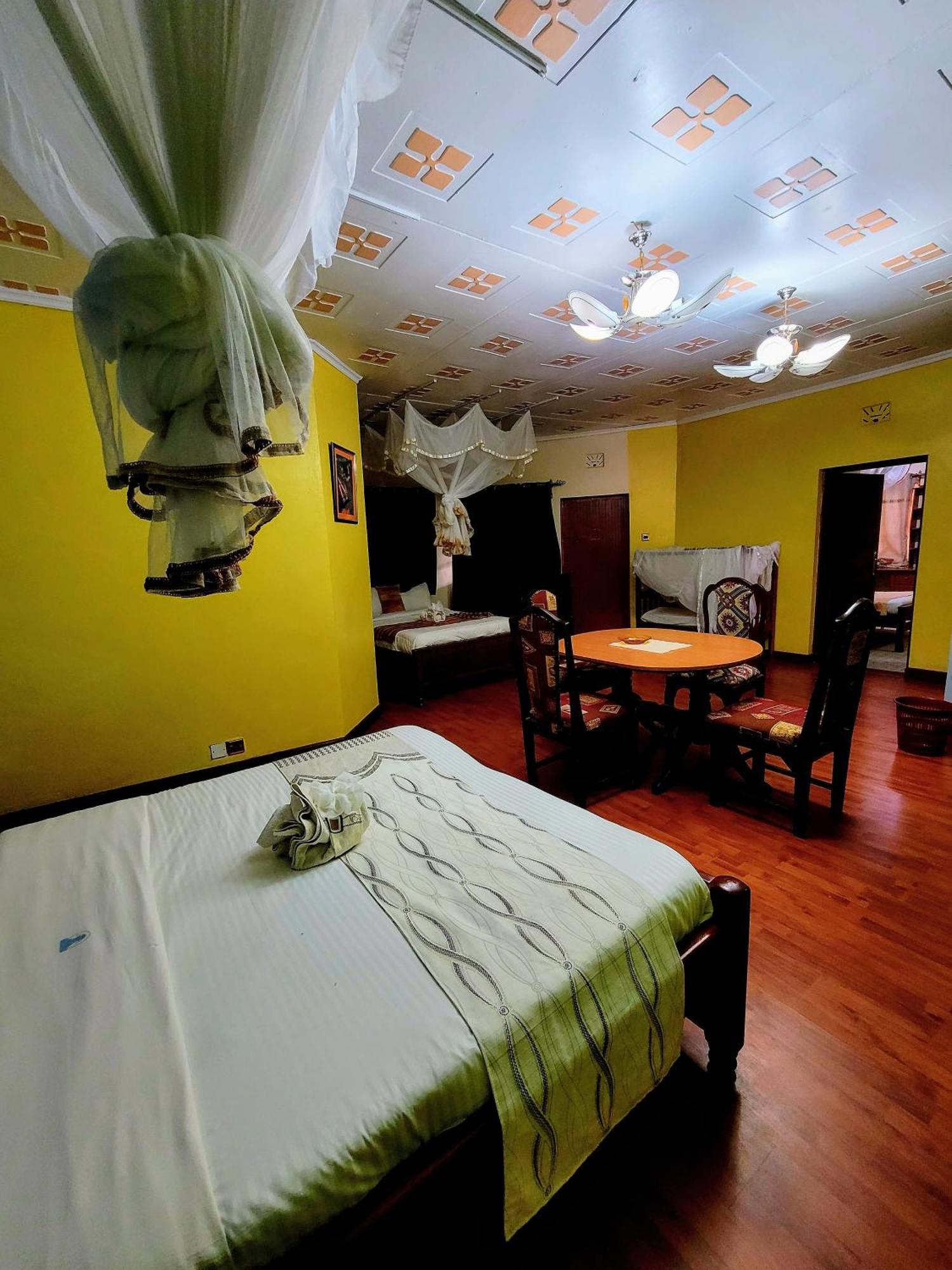 Apex Resort Nakuru Luaran gambar