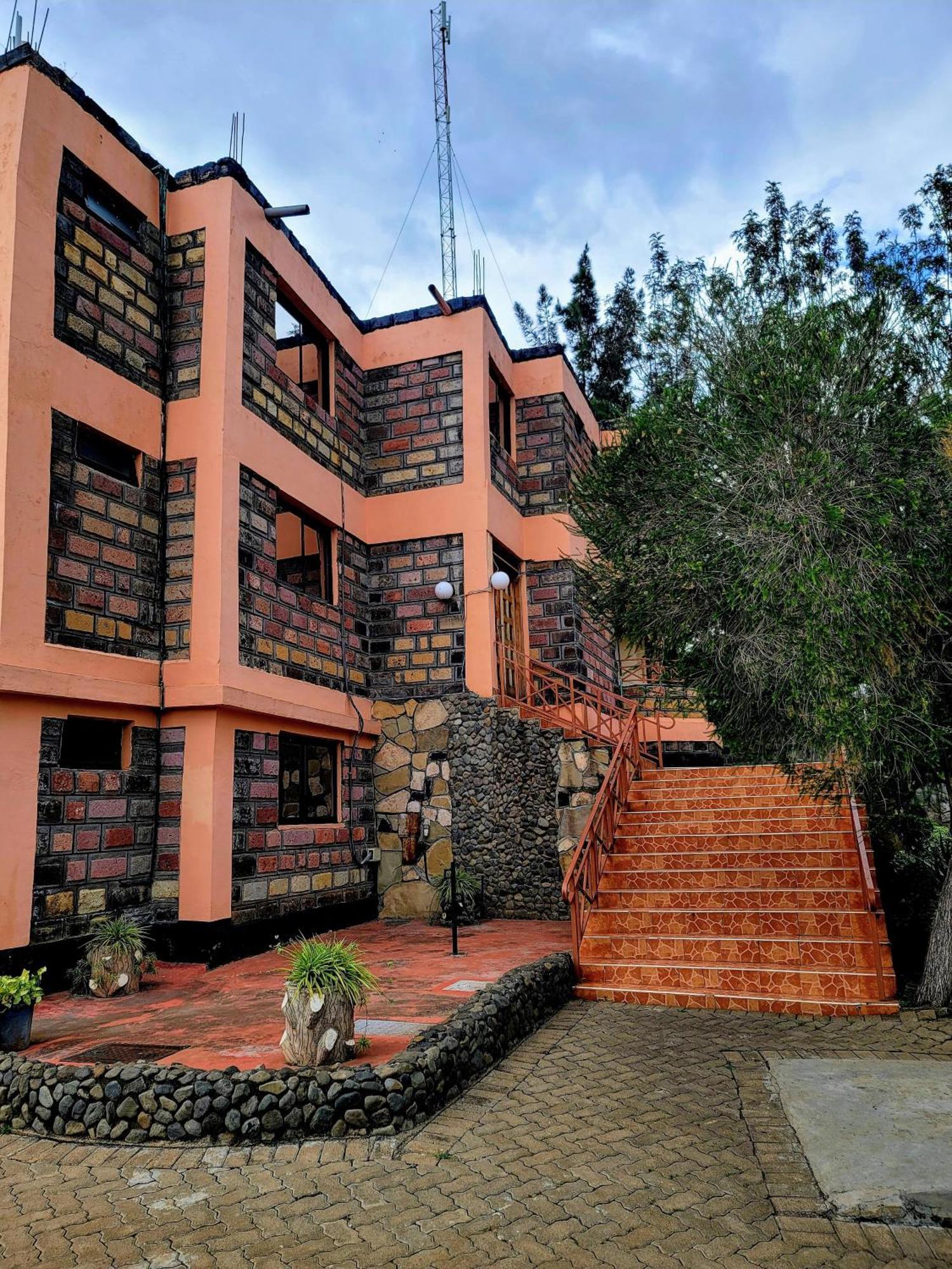 Apex Resort Nakuru Luaran gambar