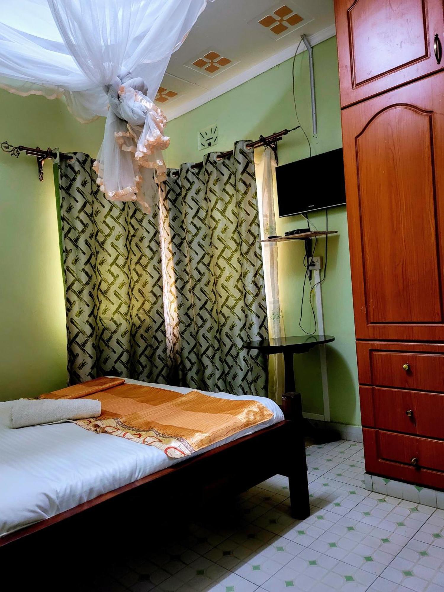 Apex Resort Nakuru Luaran gambar